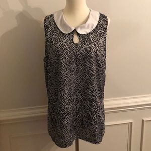 Black and white sleeveless top